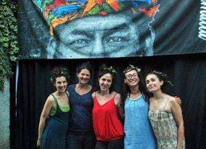 Presentation-troupe-300x217